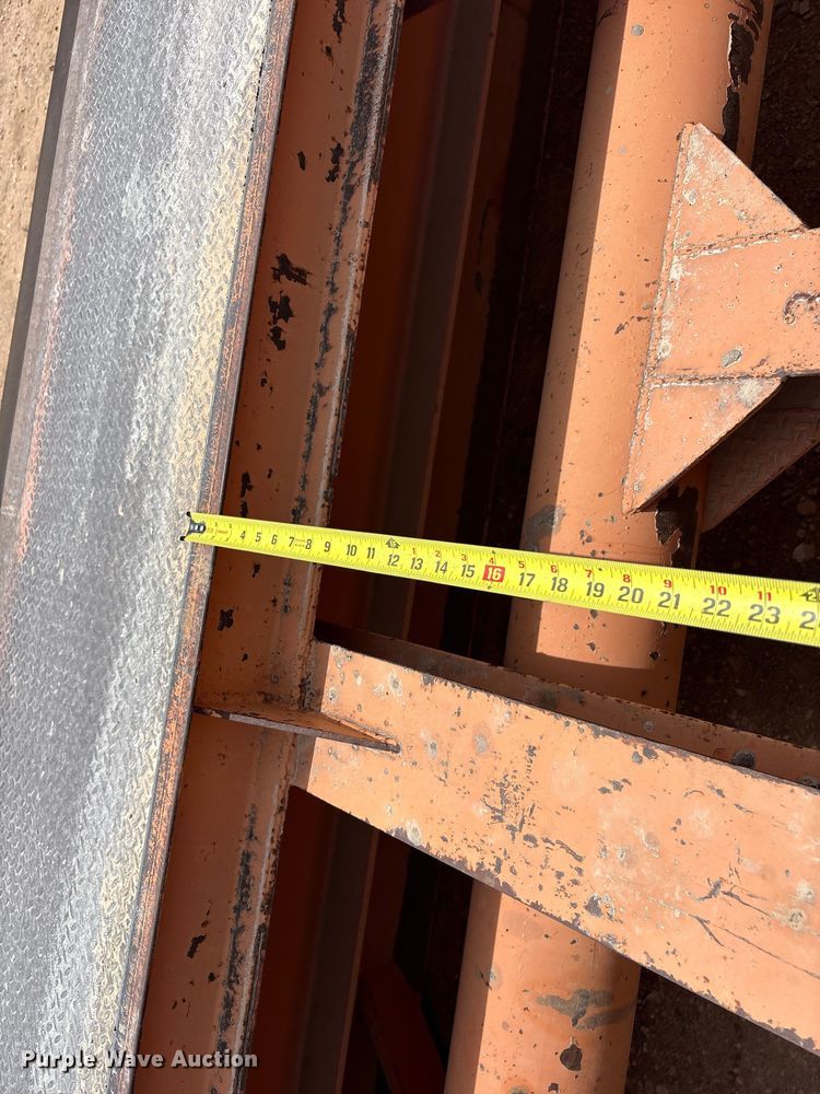 image for item FC2384 Drive over scales