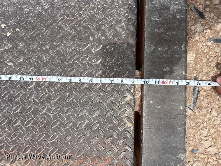 image for item FC2384 Drive over scales