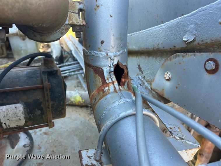 image for item FC2522 2000 International F-4900 fuel truck