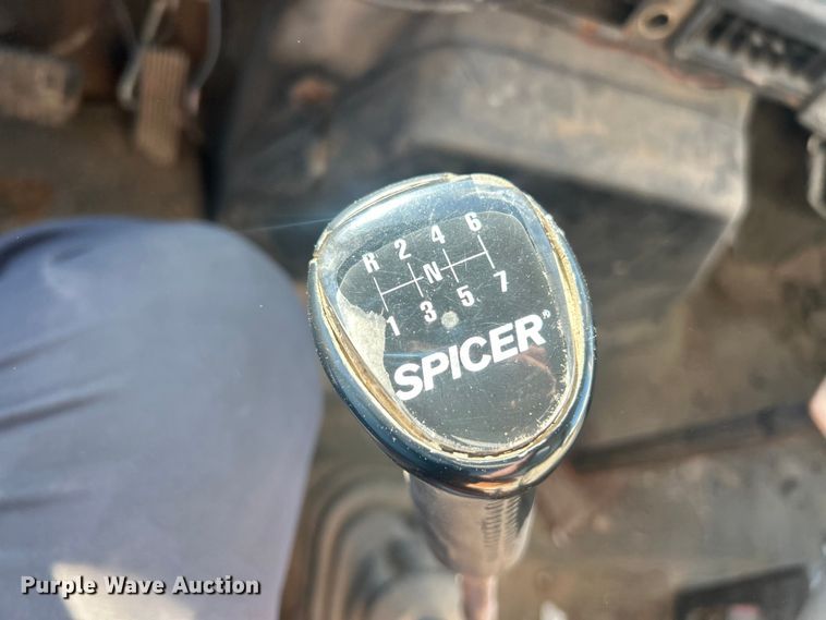 image for item FC2522 2000 International F-4900 fuel truck