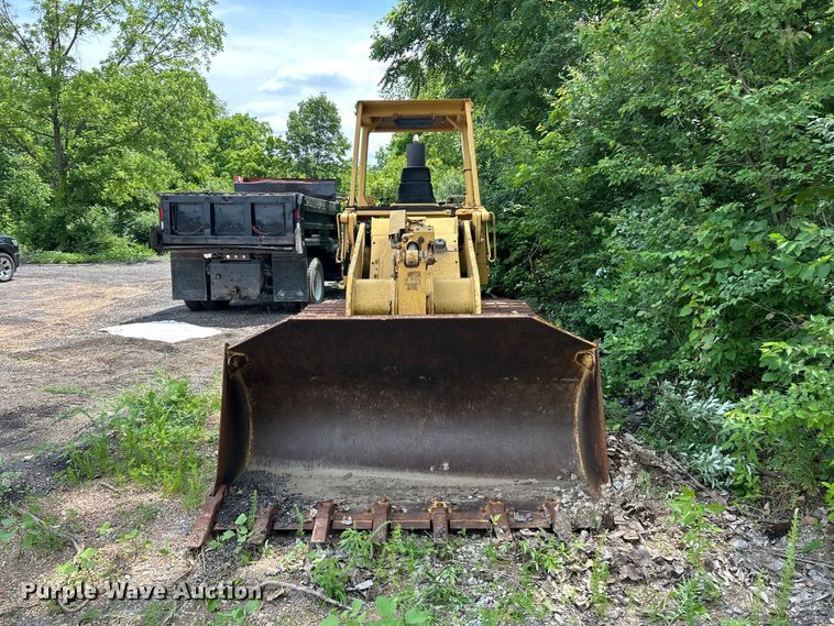 image for item FC2657 1994 Caterpillar 953B track loader