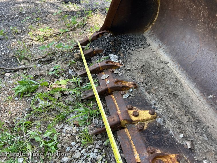 image for item FC2657 1994 Caterpillar 953B track loader