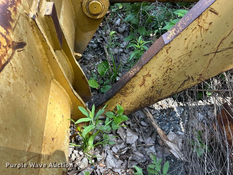 image for item FC2657 1994 Caterpillar 953B track loader