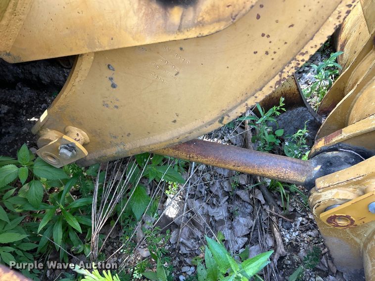 image for item FC2657 1994 Caterpillar 953B track loader