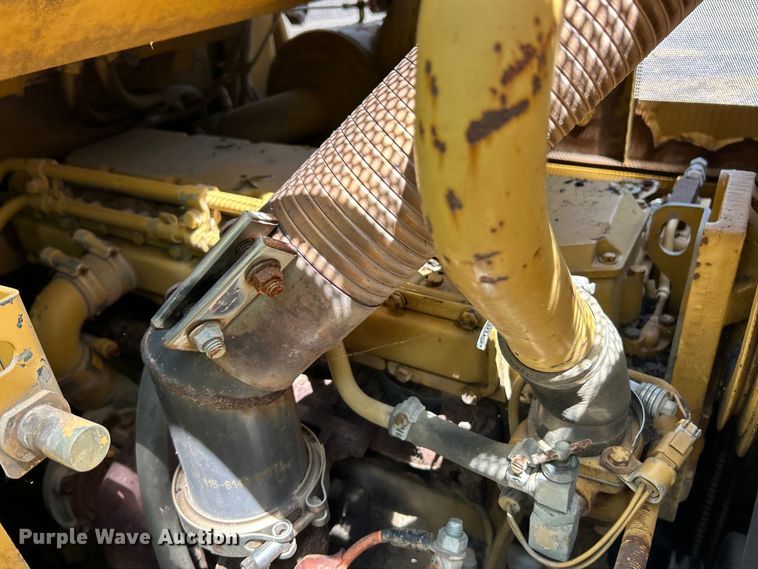 image for item FC2657 1994 Caterpillar 953B track loader