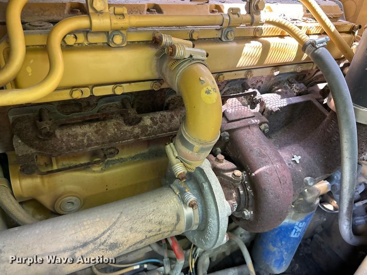 image for item FC2657 1994 Caterpillar 953B track loader