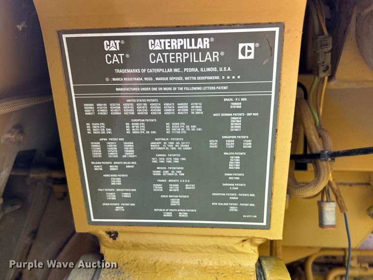image for item FC2657 1994 Caterpillar 953B track loader