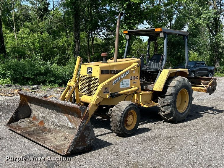 image for item FC2658 1994 John Deere 210C industrial tractor