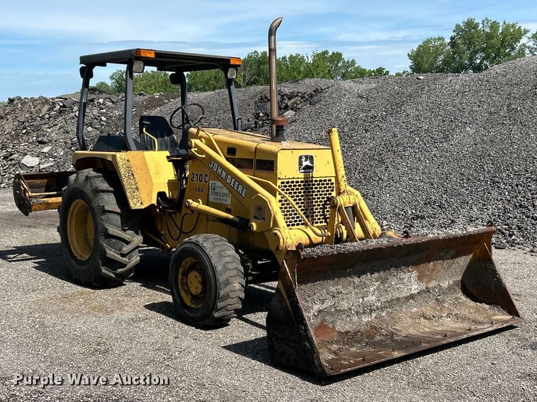 image for item FC2658 1994 John Deere 210C industrial tractor