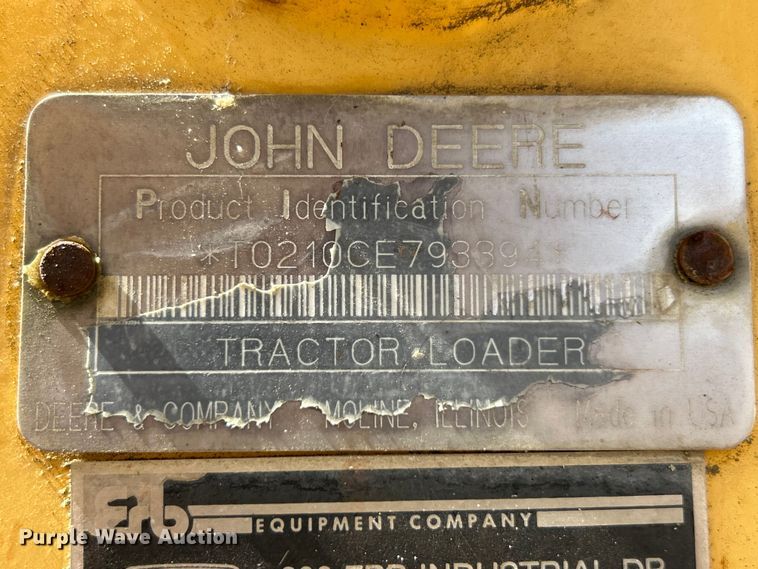 image for item FC2658 1994 John Deere 210C industrial tractor