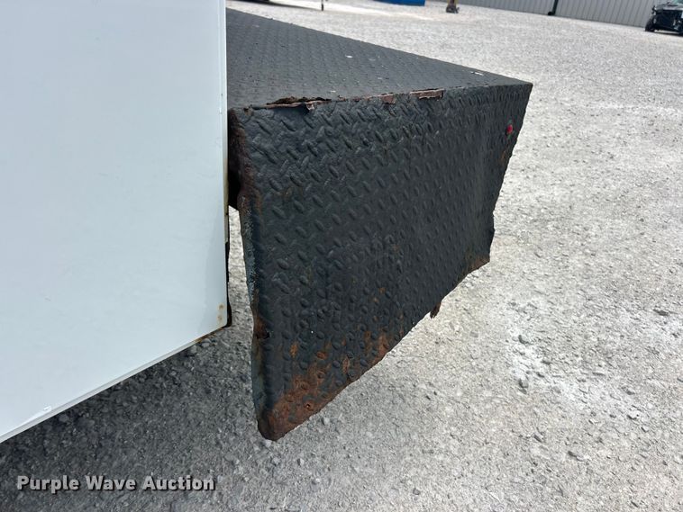 image for item FC2699 2008 GMC C5500 bucket truck