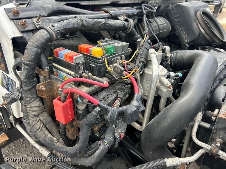 image for item FC2699 2008 GMC C5500 bucket truck