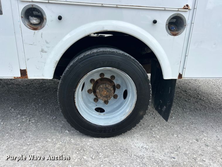 image for item FC2699 2008 GMC C5500 bucket truck
