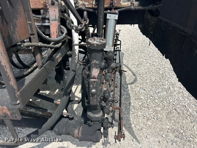 image for item FC2700 1986 GMC C7000 oil distributor truck