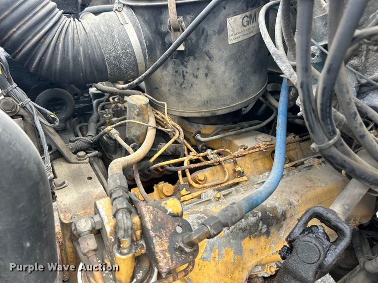 image for item FC2700 1986 GMC C7000 oil distributor truck