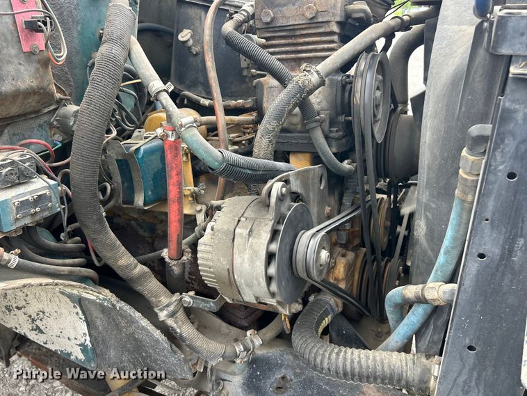 image for item FC2700 1986 GMC C7000 oil distributor truck