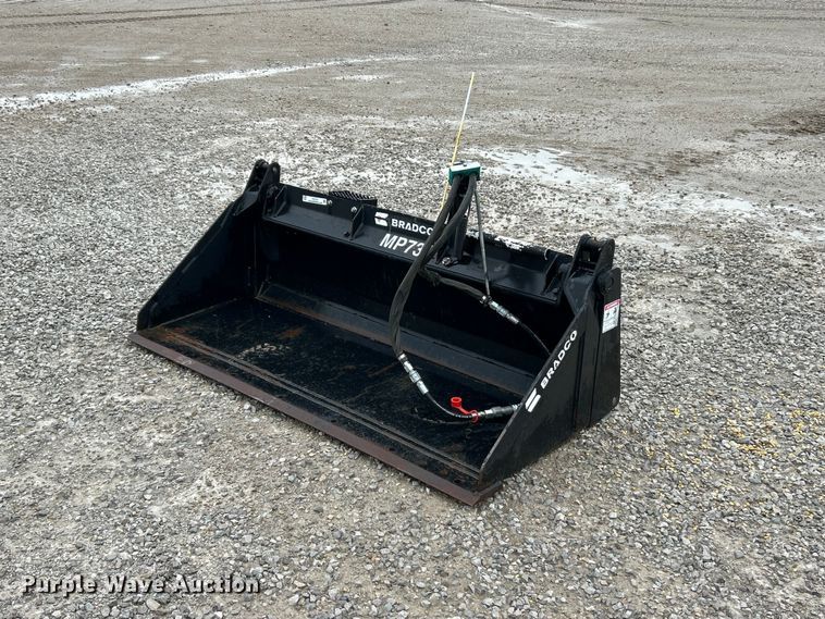 image for item FC2707 Bradco MP73 skid steer four-in-one bucket