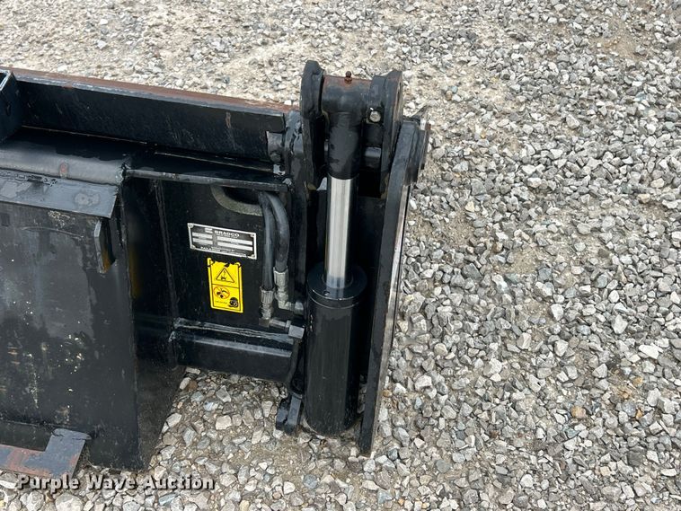 image for item FC2707 Bradco MP73 skid steer four-in-one bucket