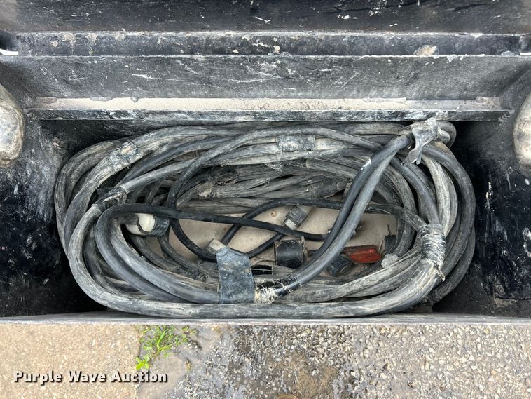 image for item FC2710 MQ Power DCA-25USI generator