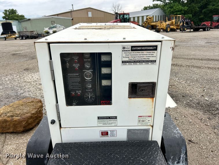 image for item FC2710 MQ Power DCA-25USI generator