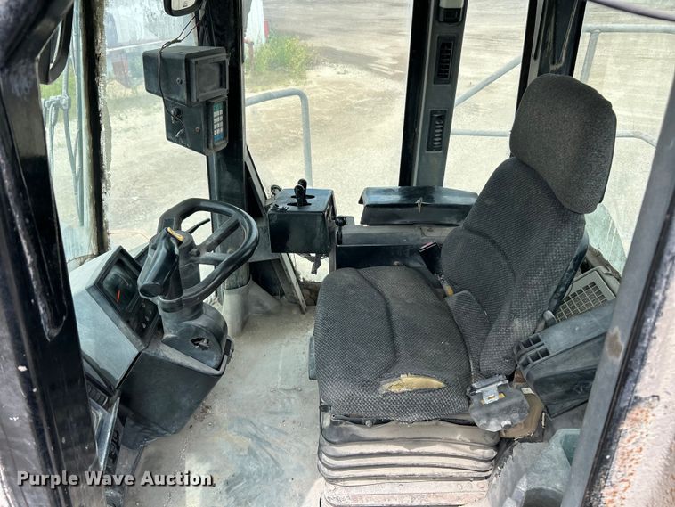 image for item FC2716 Caterpillar 980G wheel loader