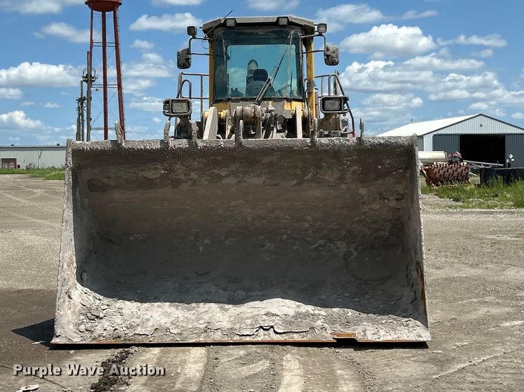 image for item FC2717 2004 Komatsu WA500 wheel loader