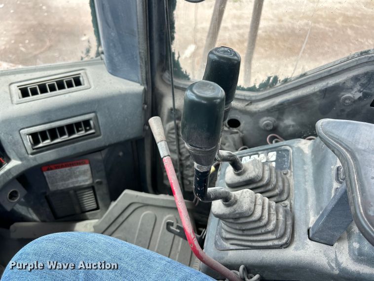image for item FC2717 2004 Komatsu WA500 wheel loader