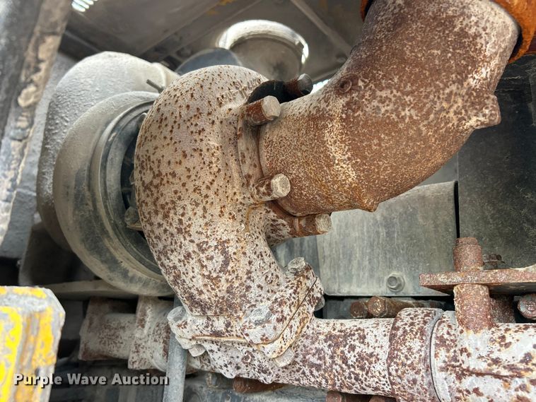 image for item FC2717 2004 Komatsu WA500 wheel loader