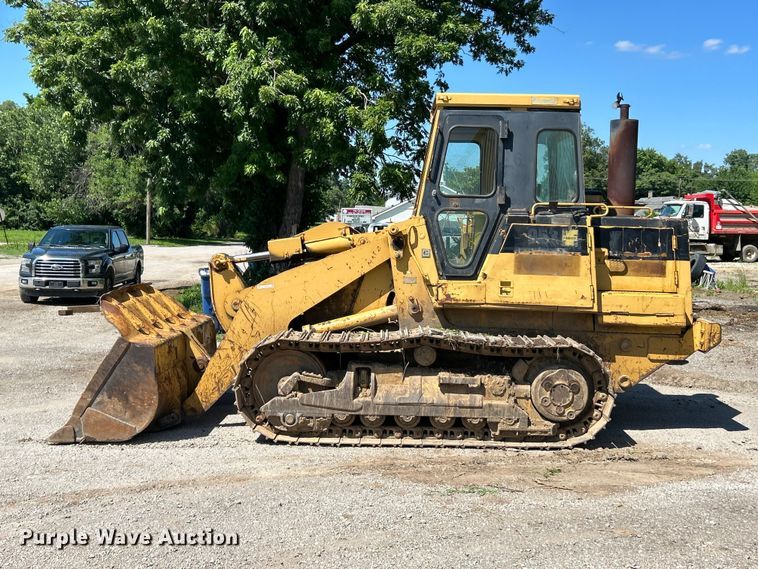 image for item FC2727 1988 Caterpillar 953 track loader