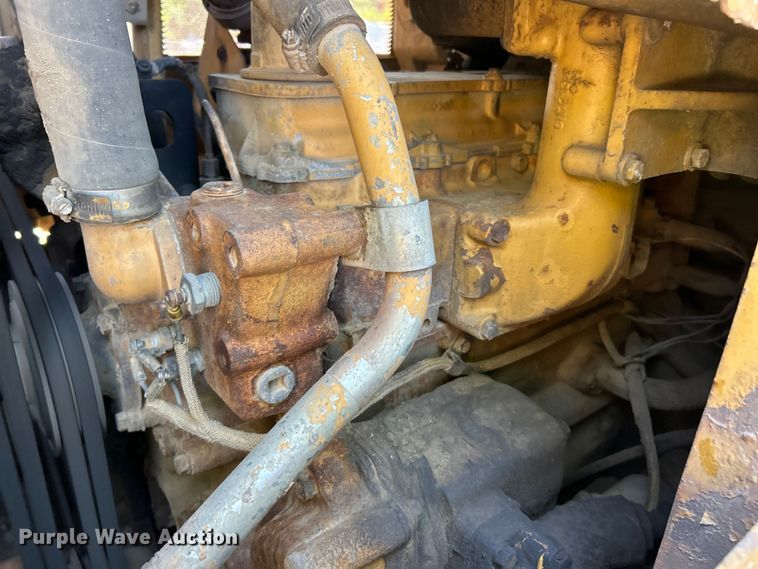 image for item FC2727 1988 Caterpillar 953 track loader
