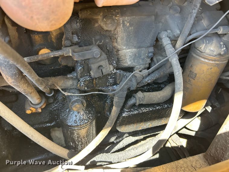 image for item FC2727 1988 Caterpillar 953 track loader