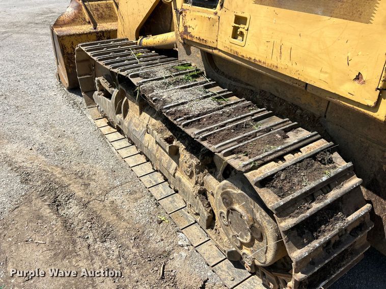 image for item FC2727 1988 Caterpillar 953 track loader
