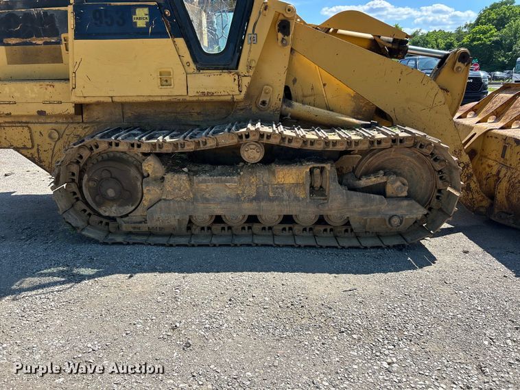 image for item FC2727 1988 Caterpillar 953 track loader