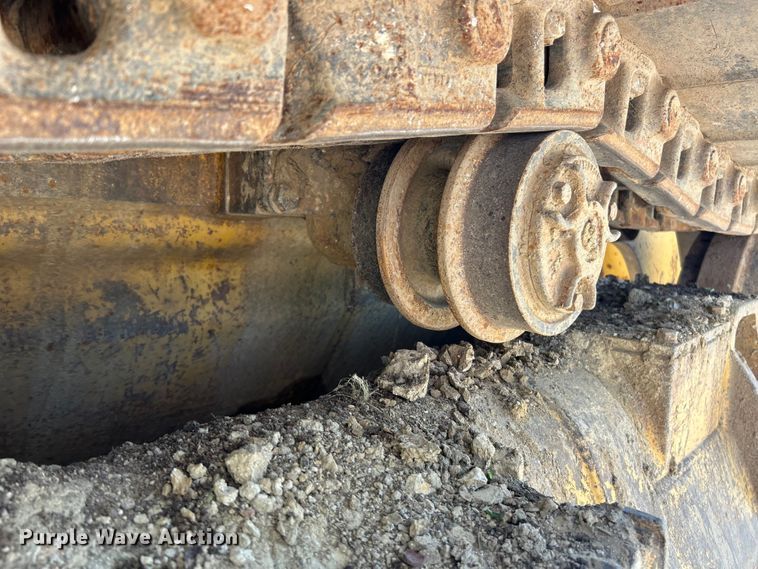 image for item FC2727 1988 Caterpillar 953 track loader