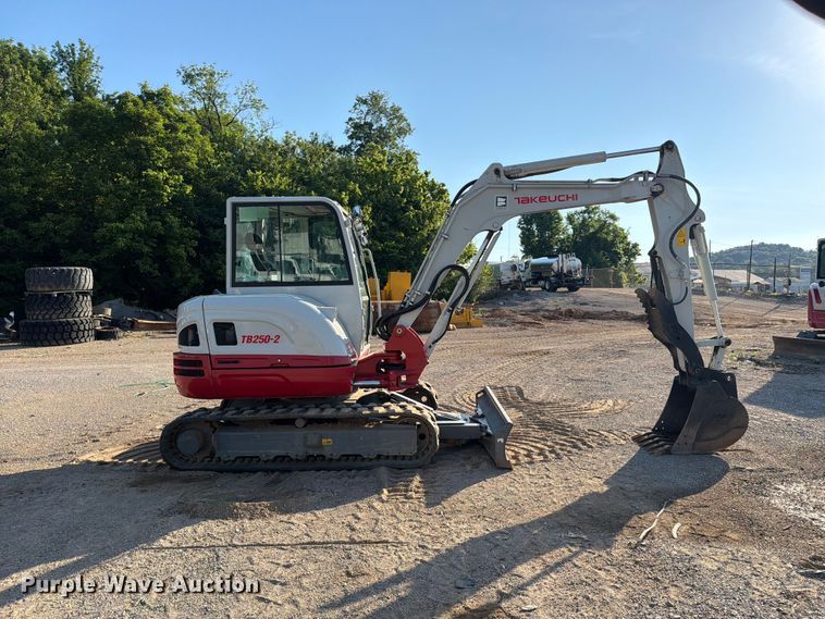 image for item FC3114 2024 Takeuchi TB250-2 mini excavator