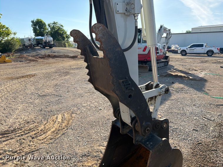 image for item FC3114 2024 Takeuchi TB250-2 mini excavator