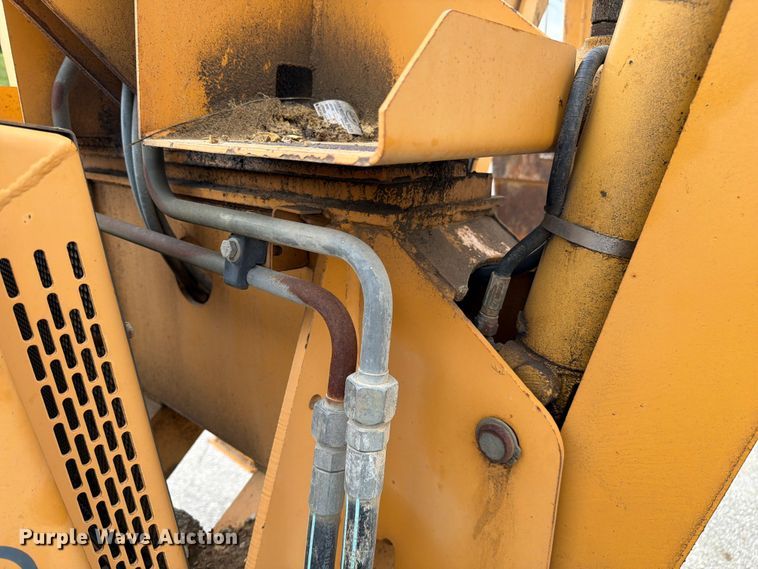 image for item FC3120 1998 Case 560 trencher