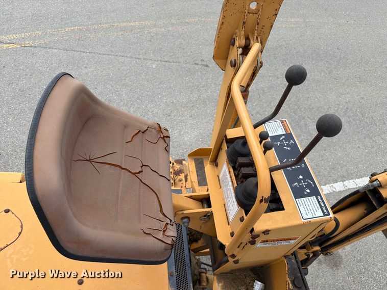 image for item FC3120 1998 Case 560 trencher
