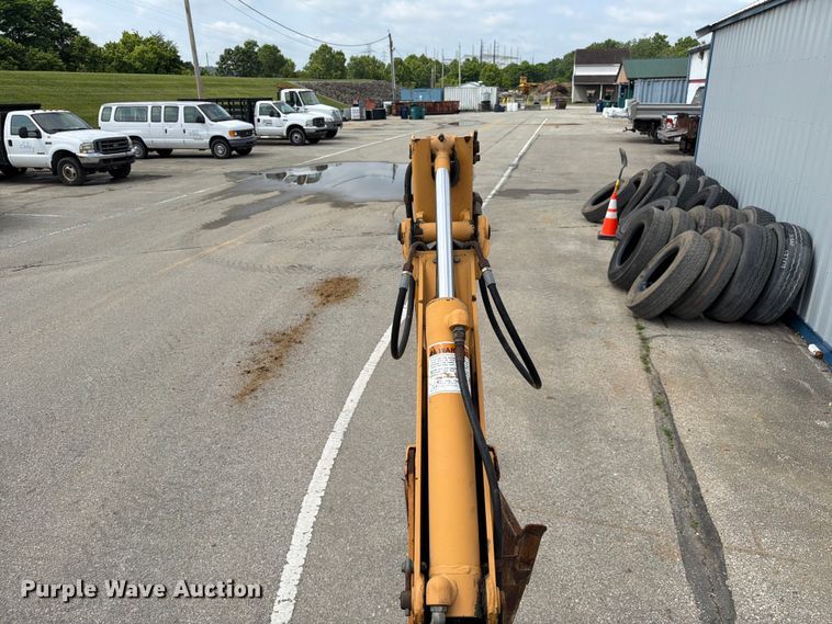 image for item FC3120 1998 Case 560 trencher