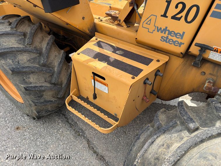 image for item FC3120 1998 Case 560 trencher