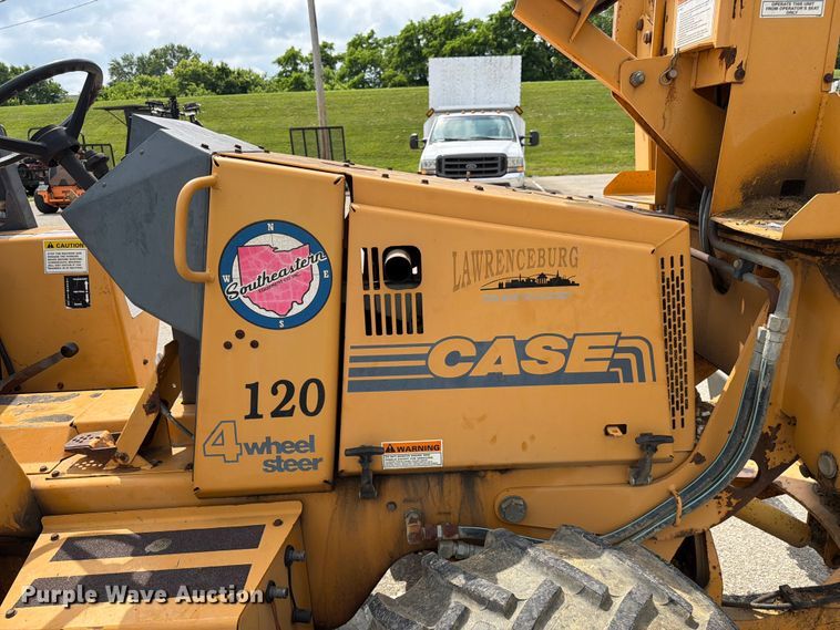 image for item FC3120 1998 Case 560 trencher