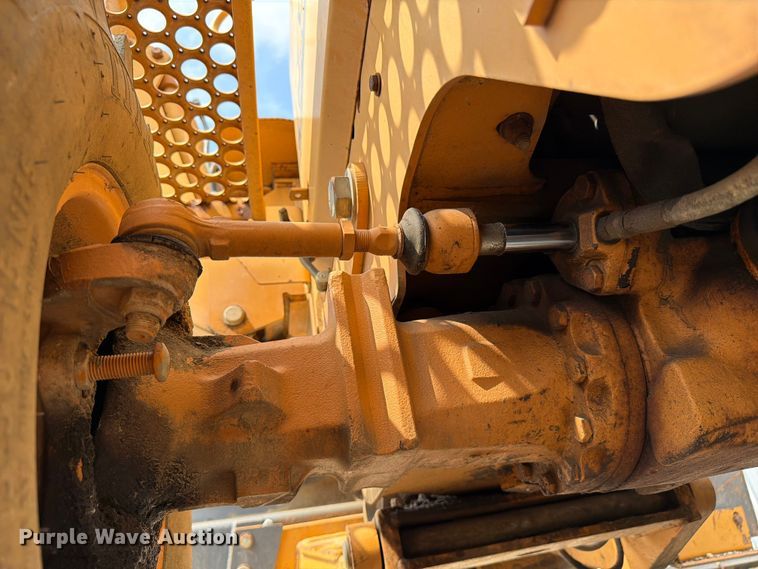 image for item FC3120 1998 Case 560 trencher