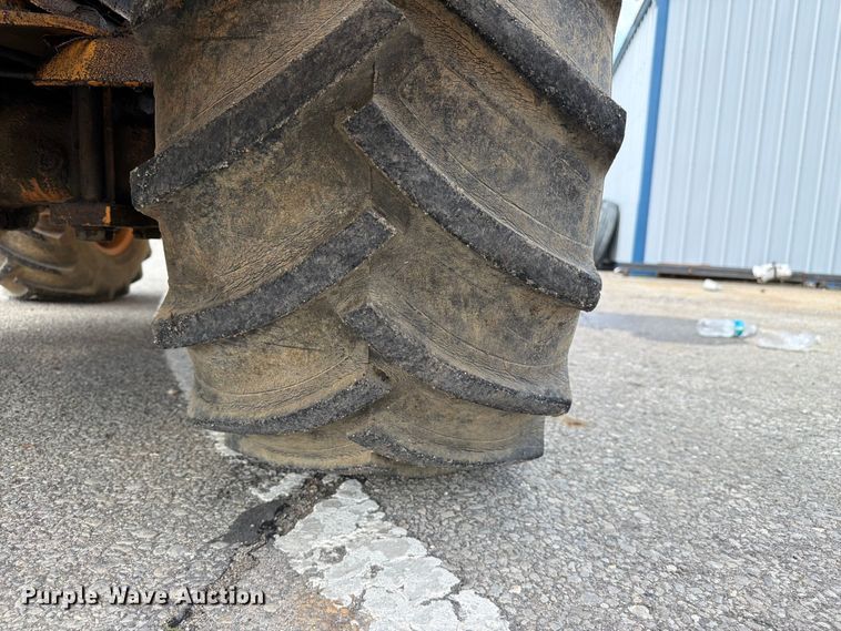 image for item FC3120 1998 Case 560 trencher