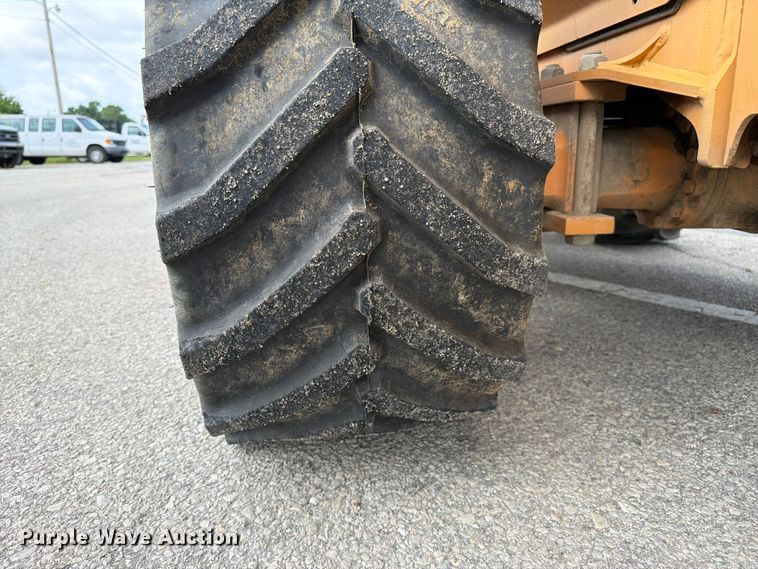 image for item FC3120 1998 Case 560 trencher