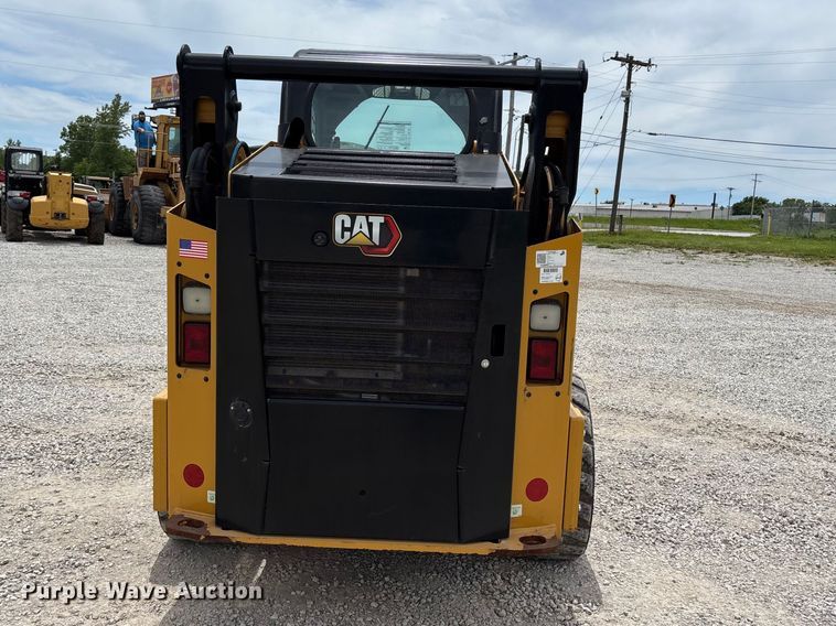 image for item FC4705 2021 Caterpillar 242D3 skid steer loader