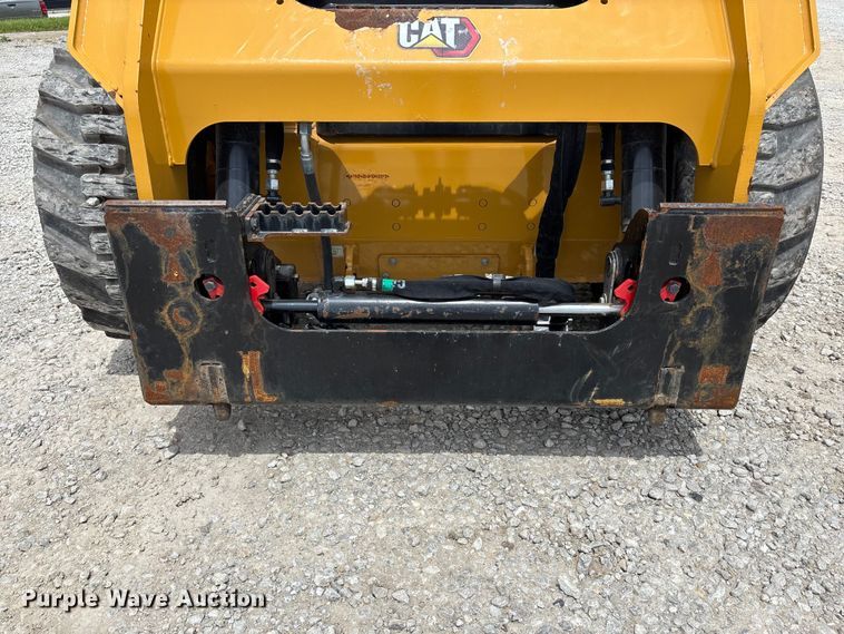 image for item FC4705 2021 Caterpillar 242D3 skid steer loader
