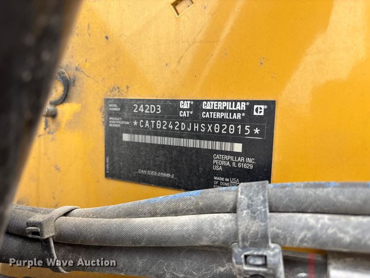 image for item FC4705 2021 Caterpillar 242D3 skid steer loader