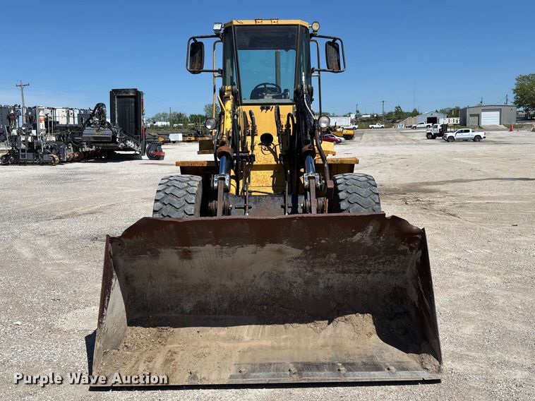 image for item FC5596 1985 Caterpillar IT28 wheel loader