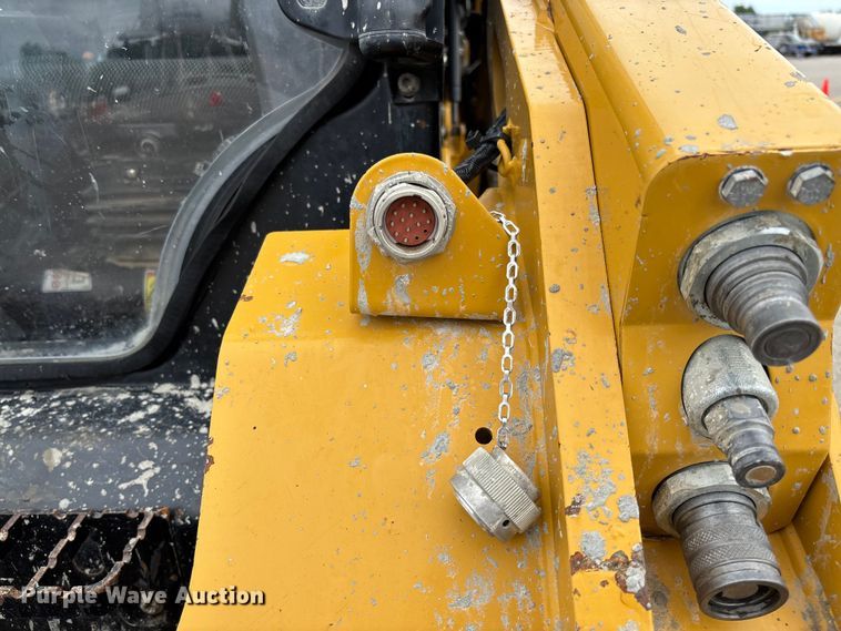 image for item FC5765 2022 Caterpillar 299D3 tracked skid steer loader