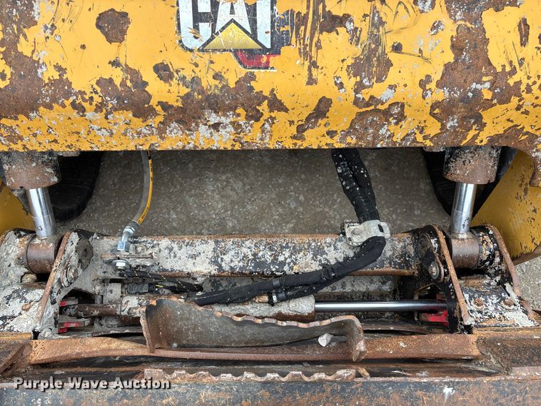 image for item FC5765 2022 Caterpillar 299D3 tracked skid steer loader